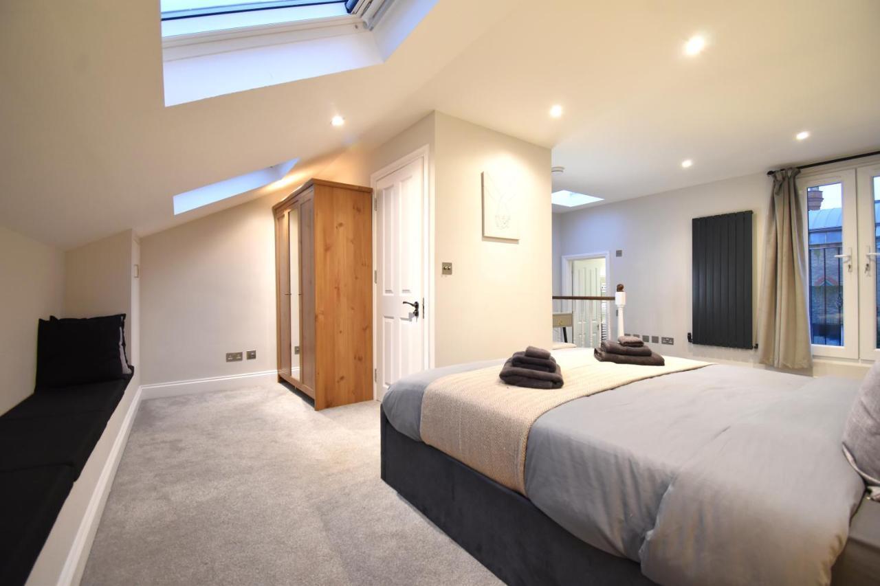 Stunning 3 Bed Apartment London Eksteriør bilde
