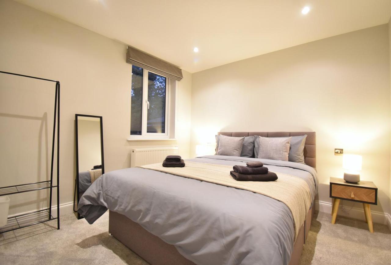 Stunning 3 Bed Apartment London Eksteriør bilde