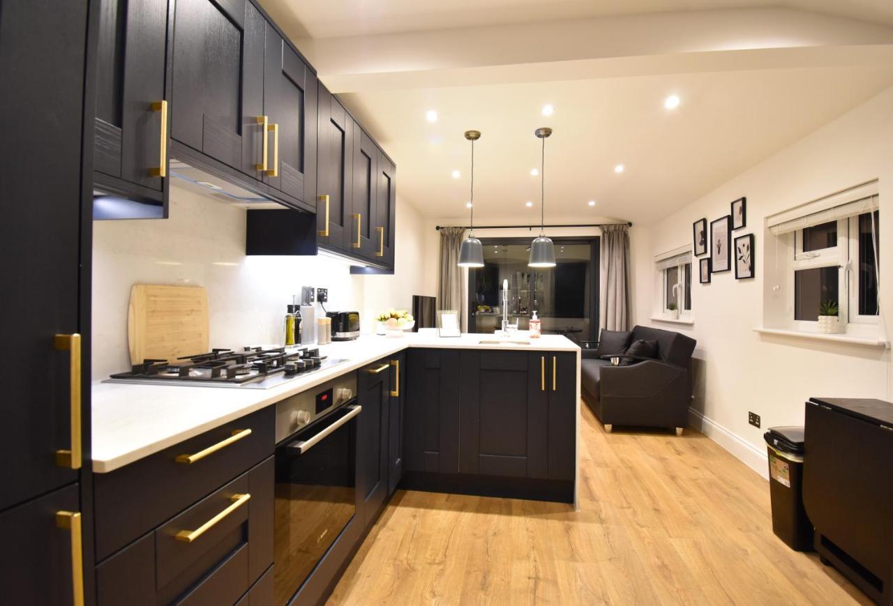 Stunning 3 Bed Apartment London Eksteriør bilde