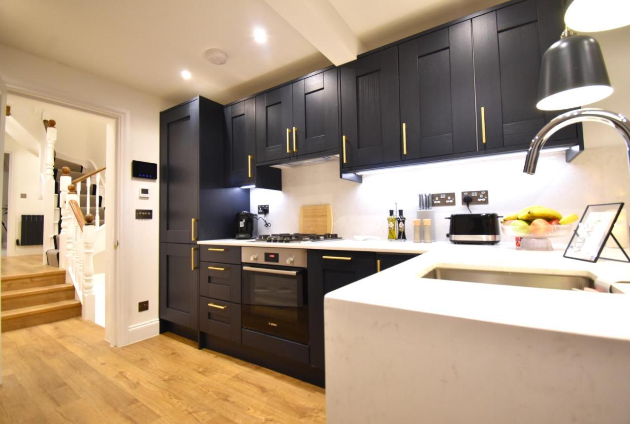 Stunning 3 Bed Apartment London Eksteriør bilde