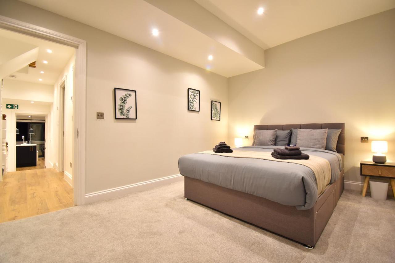 Stunning 3 Bed Apartment London Eksteriør bilde